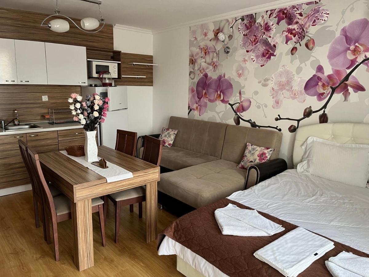 Apart Sweet Homes 5 - Apartments For Guests Sunny Beach Esterno foto