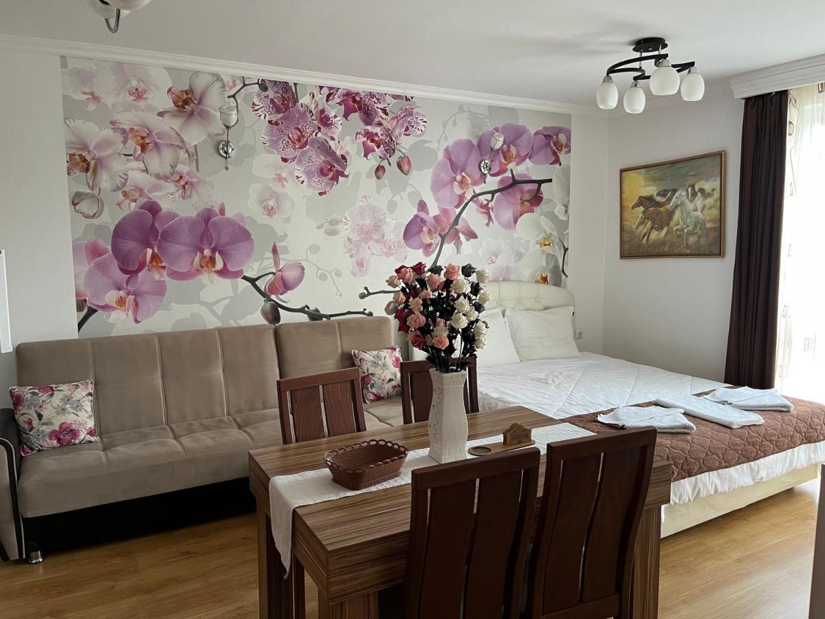 Apart Sweet Homes 5 - Apartments For Guests Sunny Beach Esterno foto