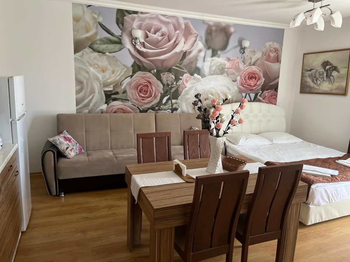 Apart Sweet Homes 5 - Apartments For Guests Sunny Beach Esterno foto