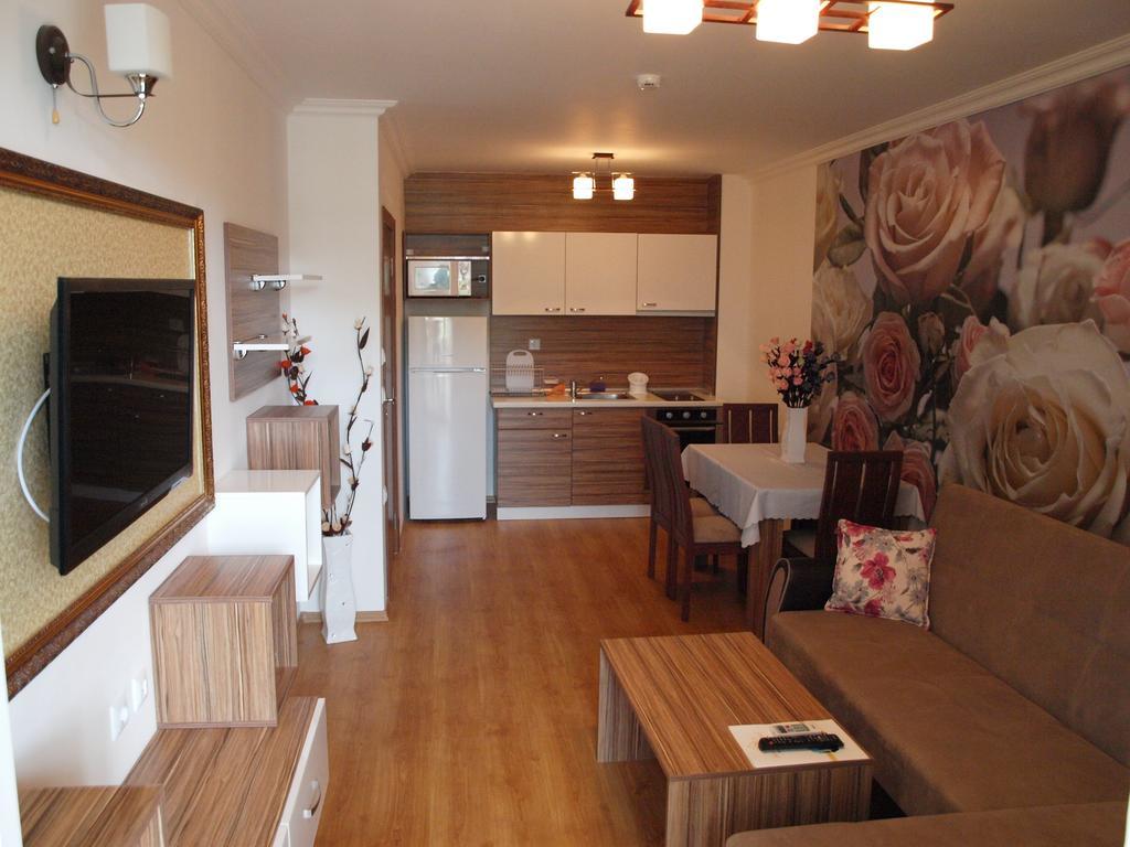 Apart Sweet Homes 5 - Apartments For Guests Sunny Beach Esterno foto